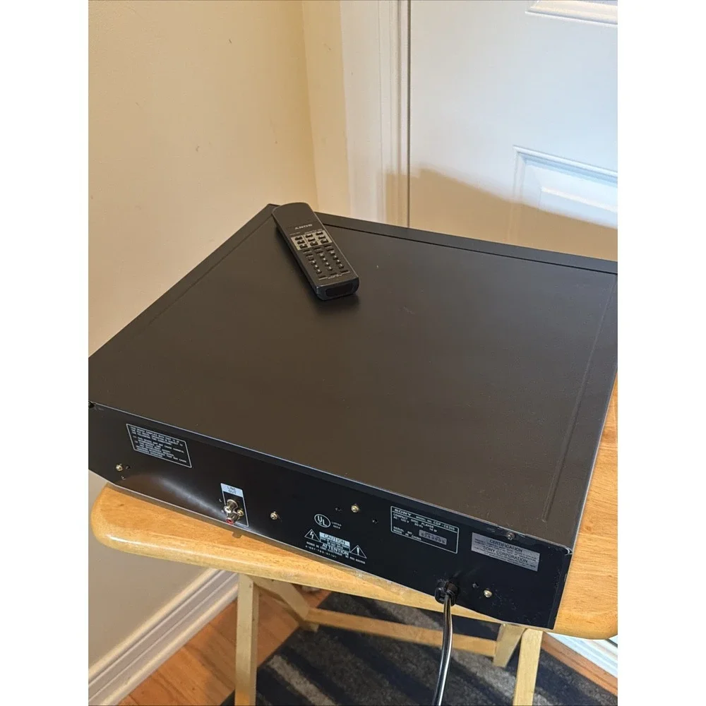 Sony CDP-CE315 5 Disc Changer CD Player With OEM Sony Remote Playback Tested